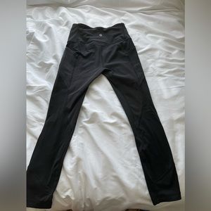 Lululemon leggings size 4